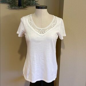 Old Navy White Crochet Trim T-Shirt